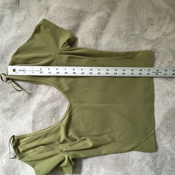 NWOT Lululemon Align Tee Shirt Bronze Green Cropped Short Sleeve Athleisure - Picture 10 of 10